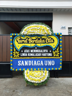 Papan Bunga Duka di Cisalak Pasar